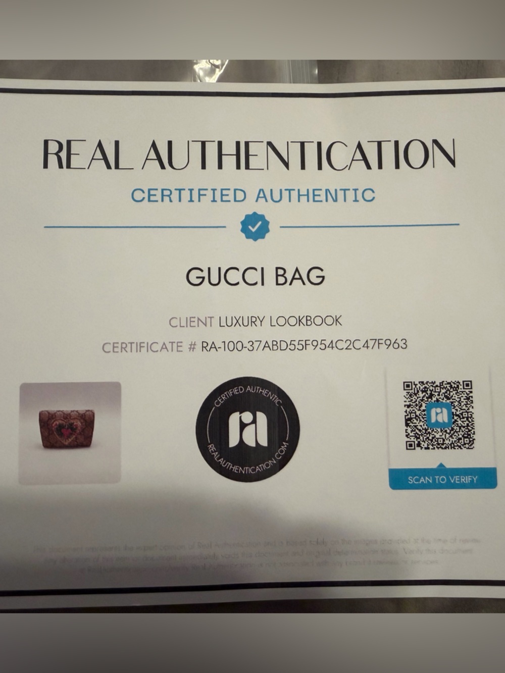 PRE LOVED Auth Gucci GG Supreme Monogram Heart Embroidered Card Case Wallet Red - Picture 11 of 11